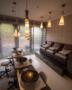 Mani-Pedi